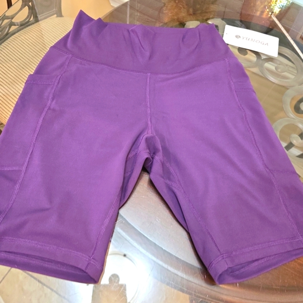 Yunoga womens bike shorts 8" medium